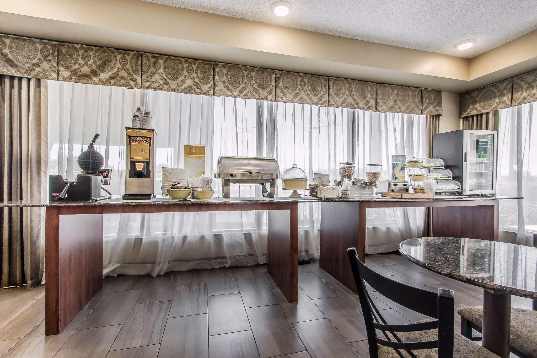 Quality Inn Monroe Bagian luar foto
