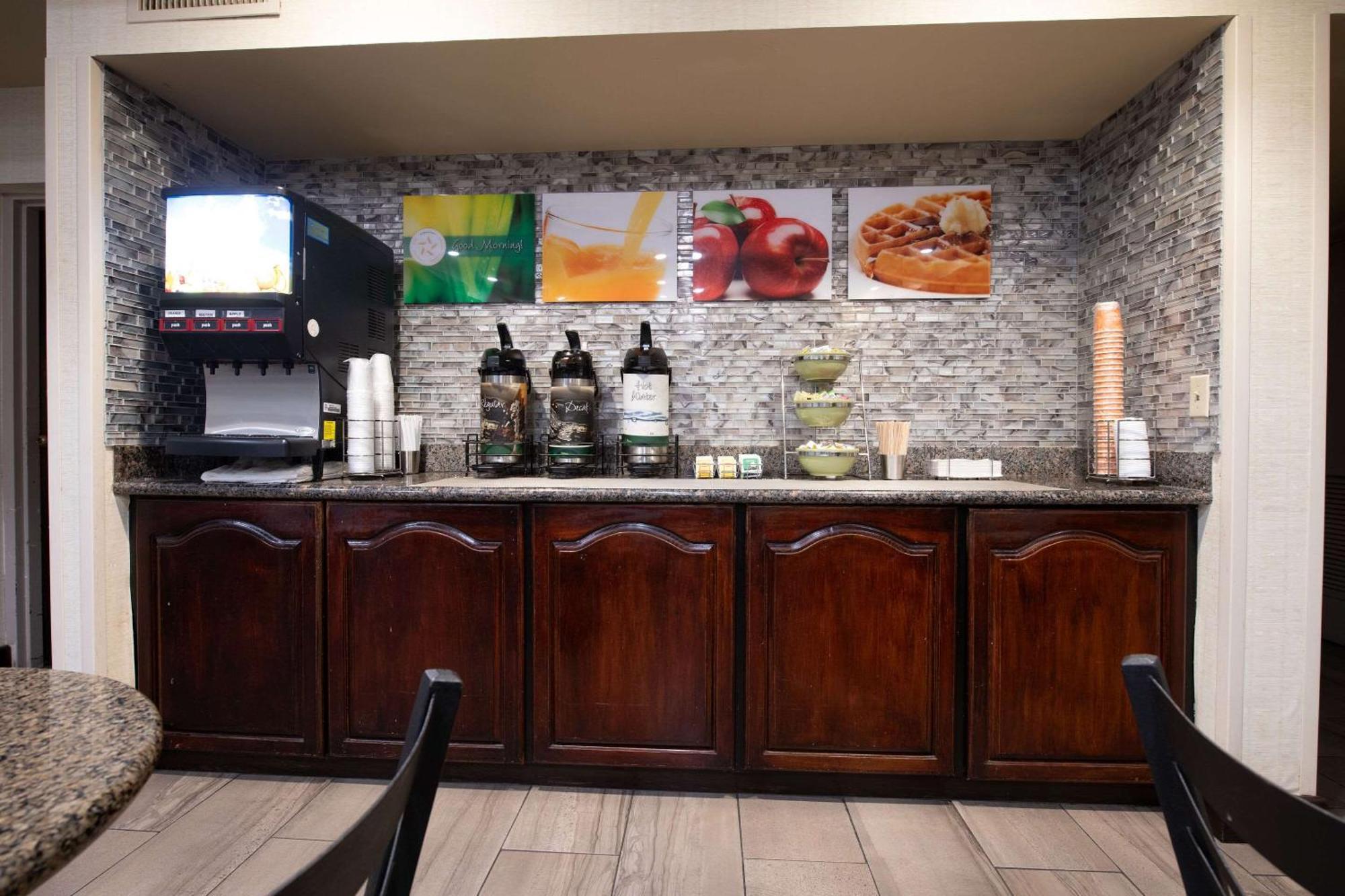 Quality Inn Monroe Bagian luar foto
