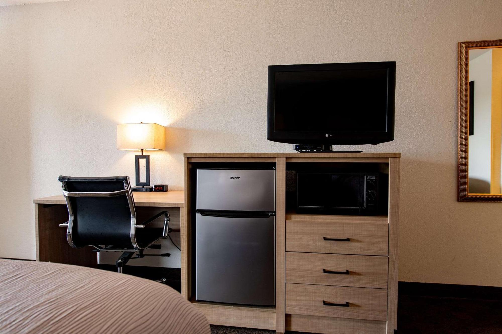 Quality Inn Monroe Bagian luar foto
