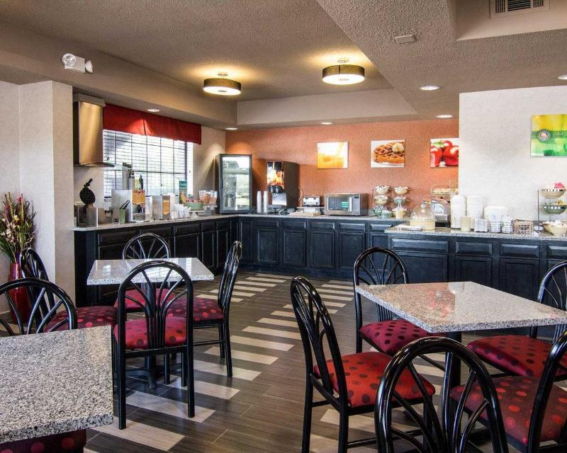 Quality Inn Monroe Bagian luar foto