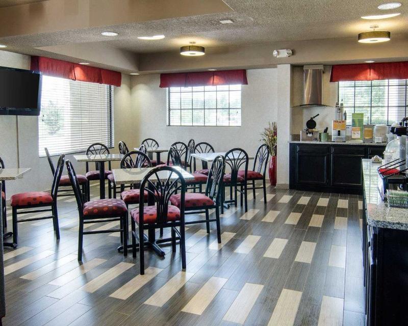 Quality Inn Monroe Bagian luar foto